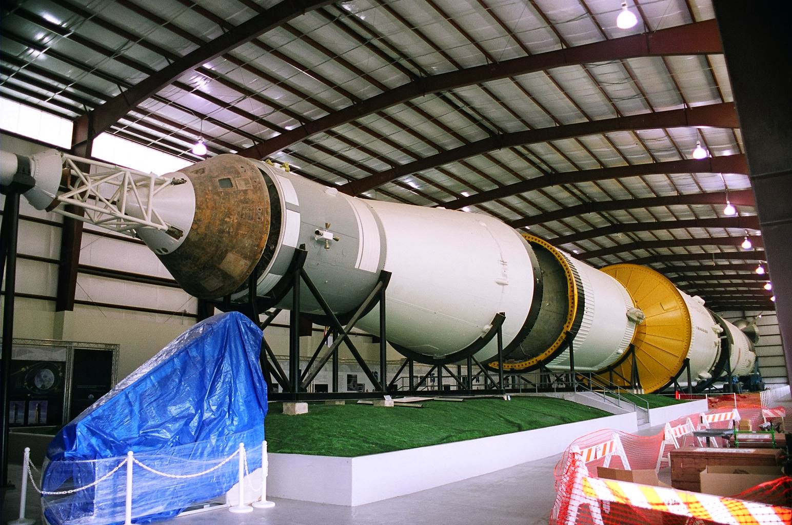 How Things Work Saturn V Rocket (Transportation)