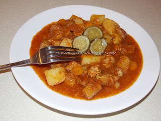 Gulas cu carne de porc