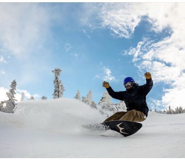 Ep. 352 Snowboarding and Ski Bumming Daniel LeRoy