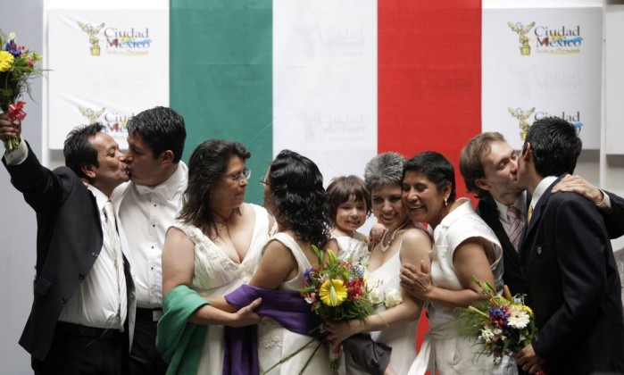 Congresso mexicano rejeita proposta de casamento igualitário a nível federal Congresso mexicano rejeita proposta de casamento igualitário a nível federal