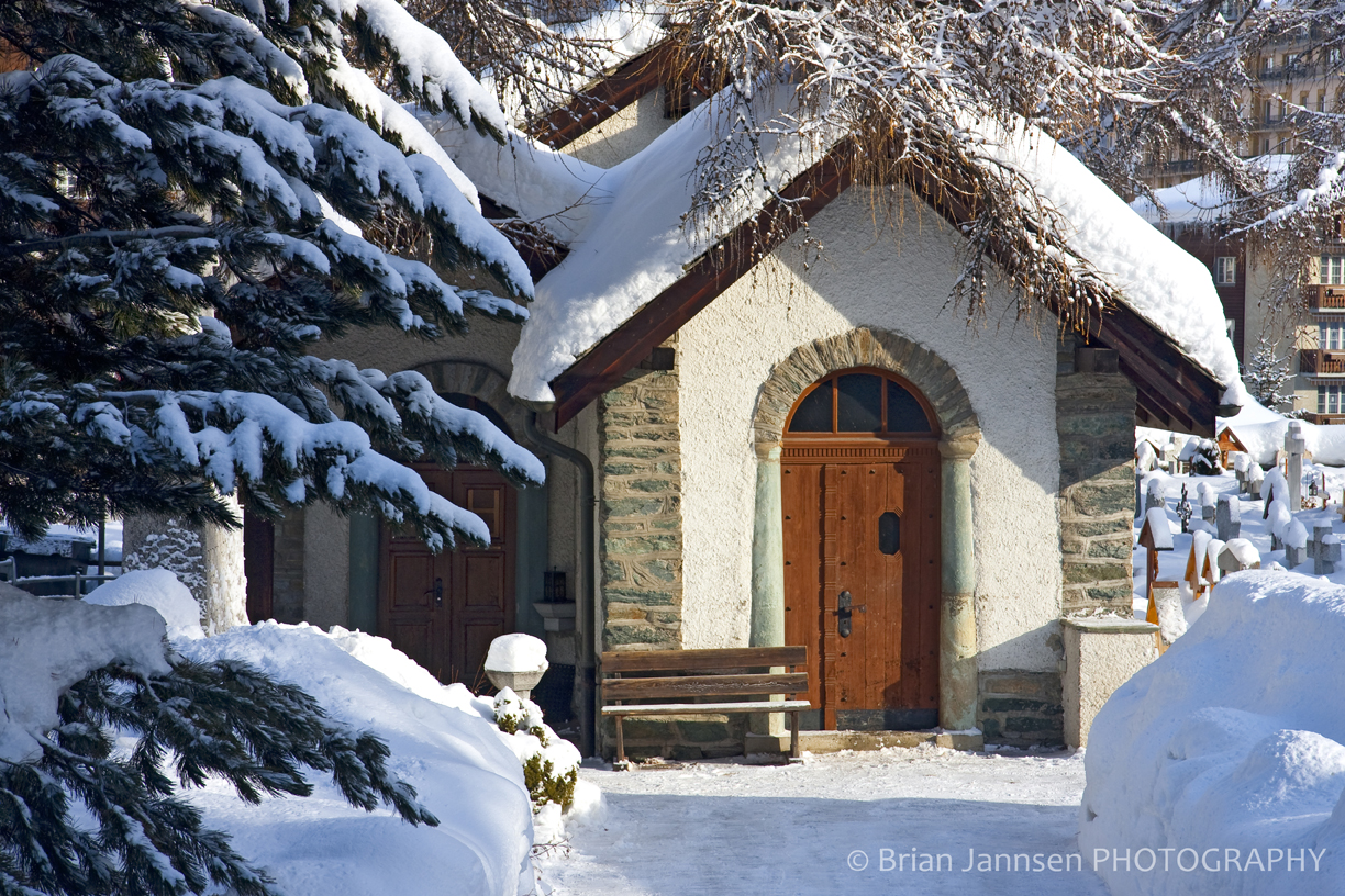 Daniel Rowland Running In Zermatt