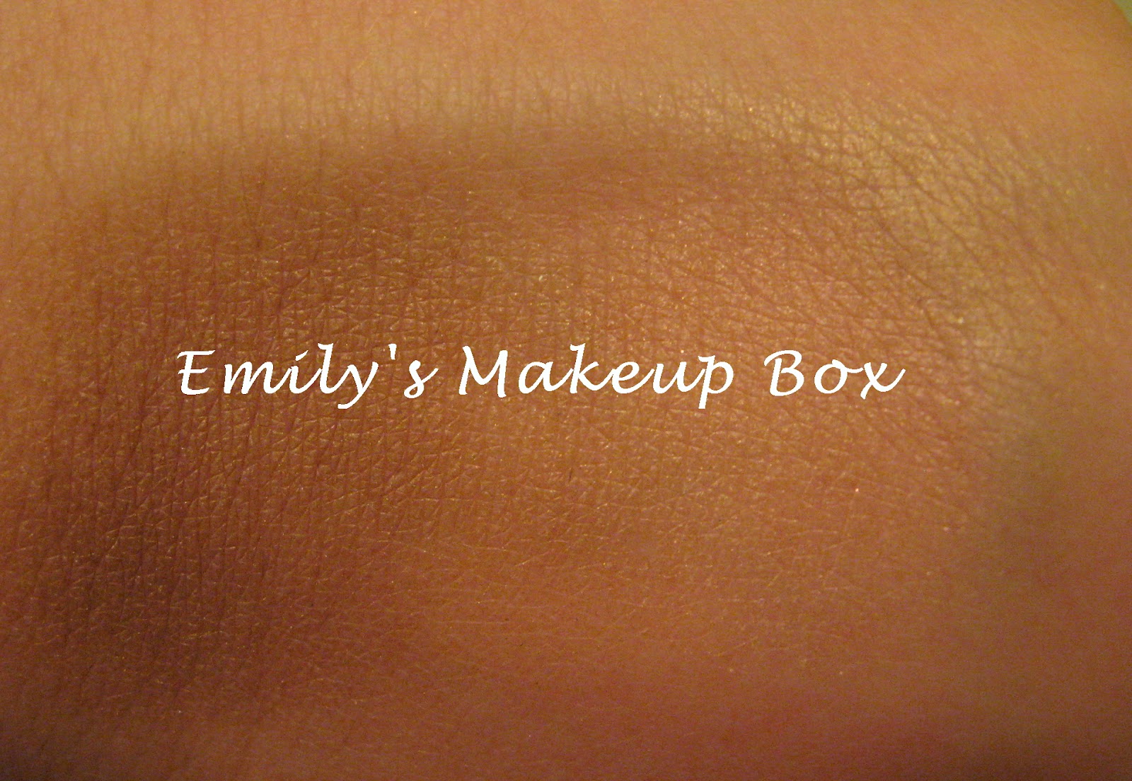 Emily's Makeup Box DIY pressed body bronzer and shimmer duo