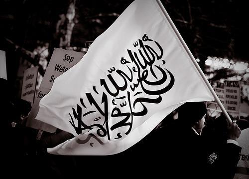 Tepatkah Gerakan Khilafah Hidup di Bumi Nusantara?