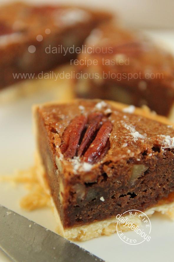 dailydelicious Brownie Pecan Tart Feeds my mind with comforting aroma