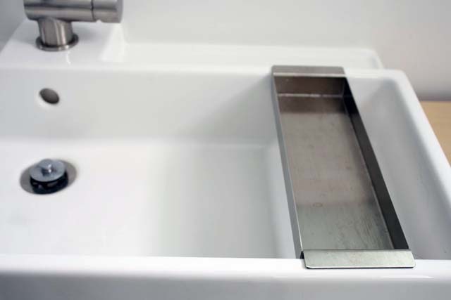 installing bathroom vanity top picture