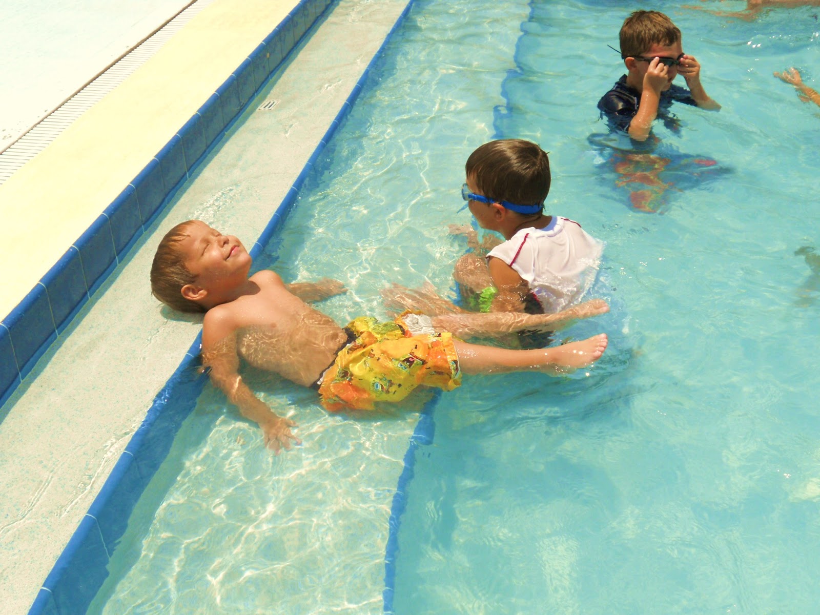 Higdonhouse Cooling off GT Bray Pool