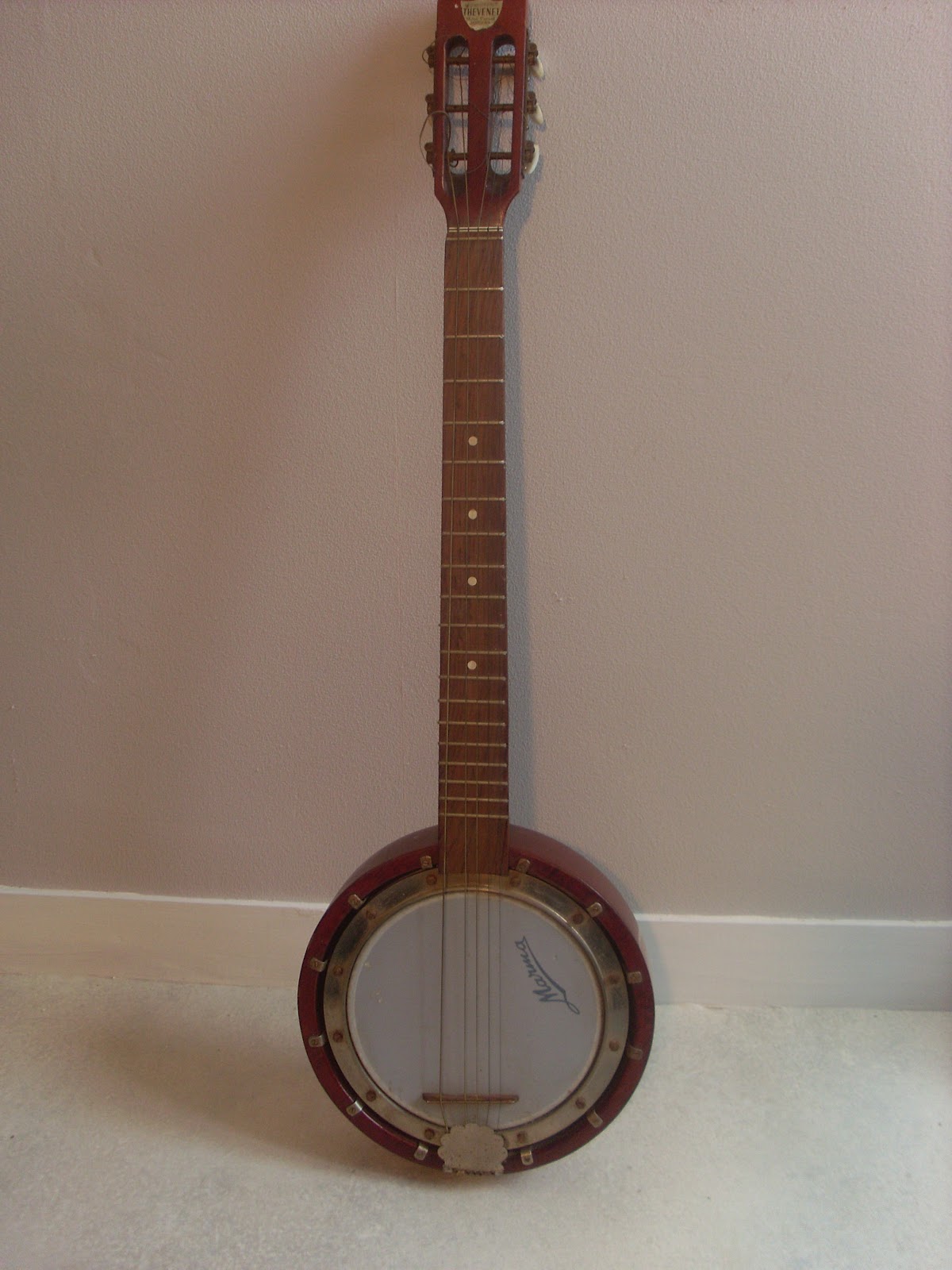 Banjo à 4 Cordes 24 Pouces - Instrument De Musique Pour Débutants Avec Son Brillant Et Corps En Sapele