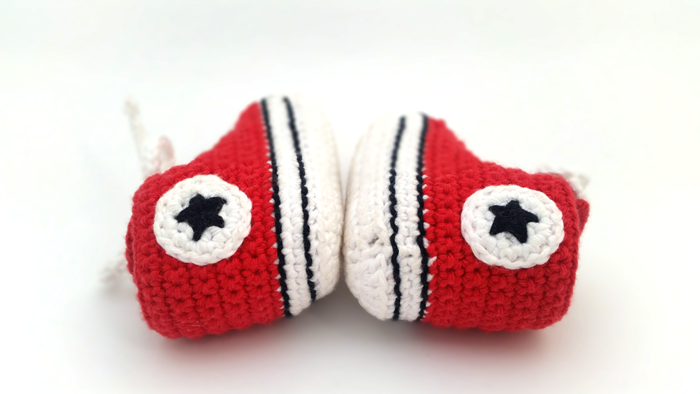 patucos, converse, ganchillo, bebés