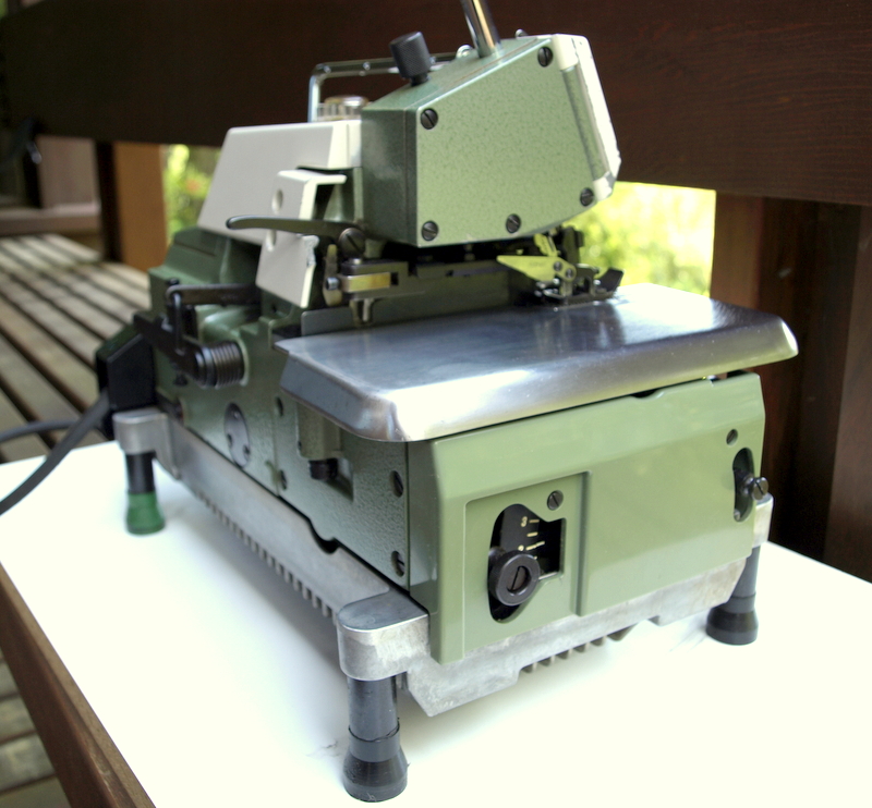 Tight Acres Yamato Z833 4Thread Overlock Machine