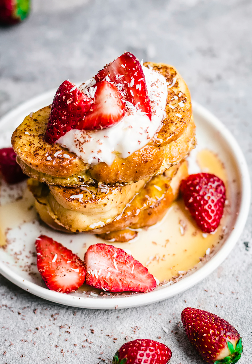 Lemon Vanilla French Toast with Strawberries | Occasionally Eggs