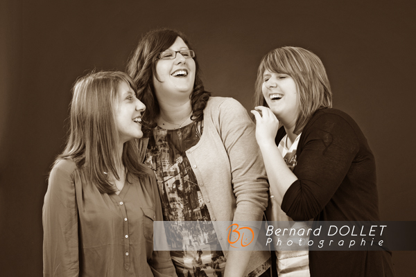 Photo trois soeurs,photographe Nord-Pas-de-Calais,Bernard Dollet,Béthune,Beuvry,