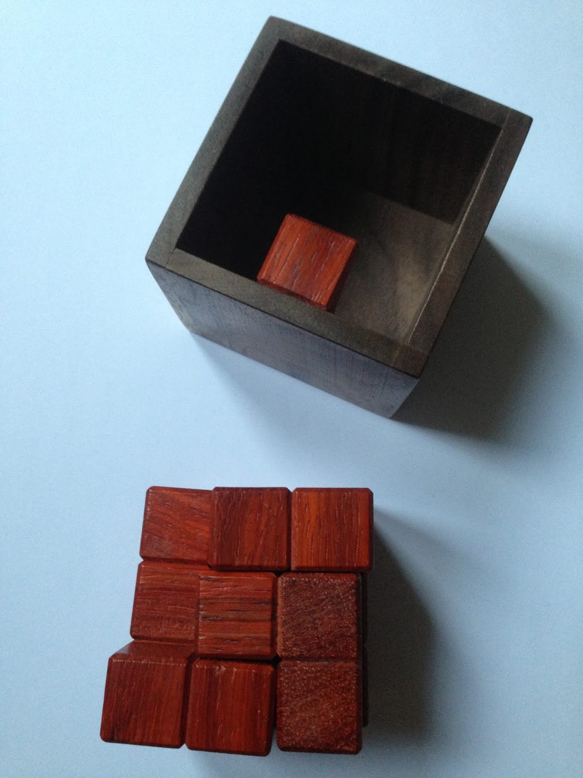 Puzzling in wonderlands The best packing puzzles