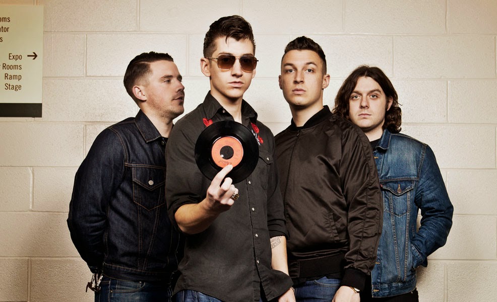 Do I Wanna Know? Arctic Monkeys Official Video