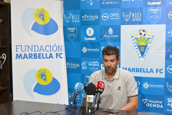 Estévez - Marbella FC -: “Queremos dominar al Cartagena con el balón”