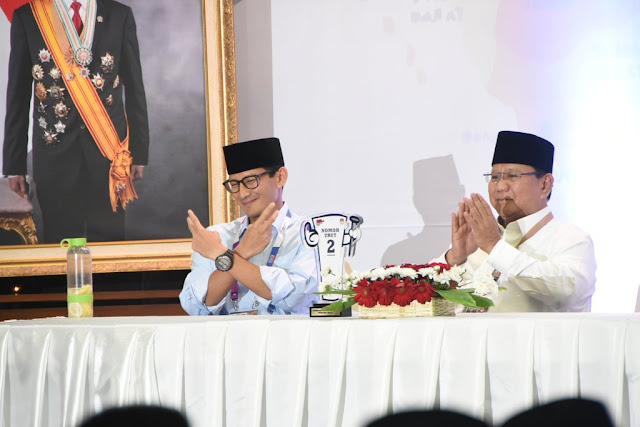 Tidak Ingin Tersandera Pemilik Modal, Alasan Prabowo dan Sandi Rogoh Kocek Pribadi Tidak Ingin Tersandera Pemilik Modal, Alasan Prabowo dan Sandi Rogoh Kocek Pribadi