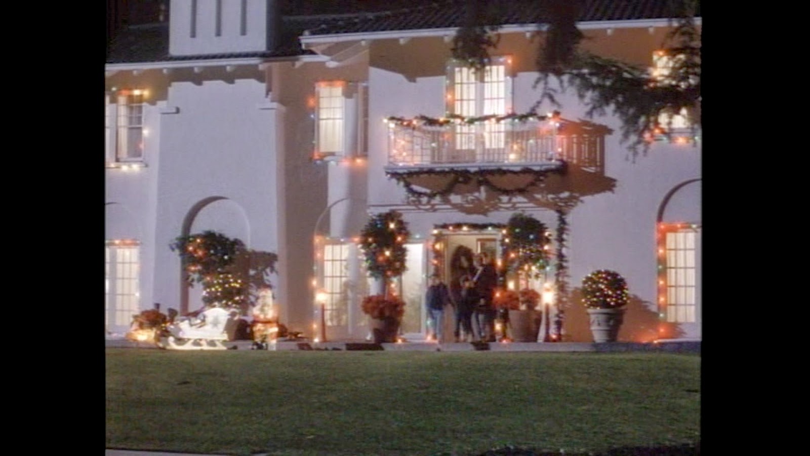 SetJetter & Movie Locations and More A Woman Scorned The Betty