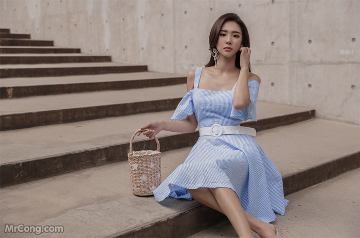 Model Park Da Hyun in fashion photo series in May 2017 (448 photos) photo 13-18