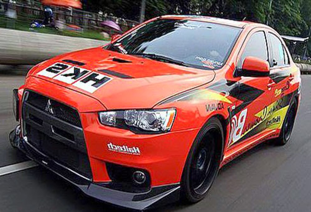 Kumpulan Foto Modifikasi Mitsubishi Lancer Evolution Terbaru 2014