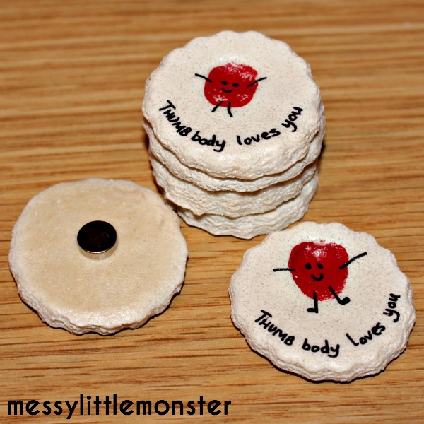 Thumbprint salt dough magnets : thumbbody loves you