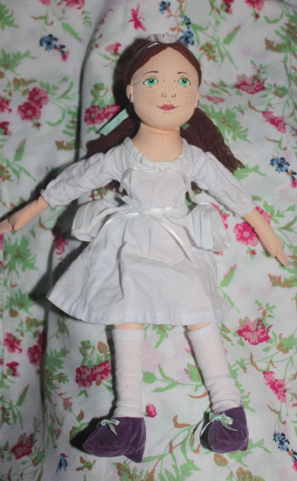 PLANET OF THE DOLLS: Doll-A-Day 2019 #21: Colonial Williamsburg Betsey