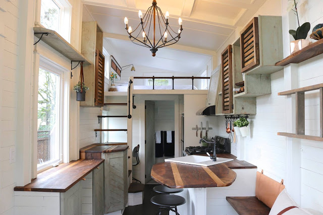 Tiny Gateway Houses
