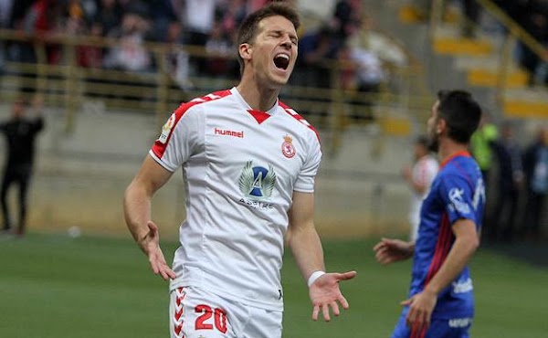 El Málaga pierde a Señé, jugador que acaba en el Mallorca