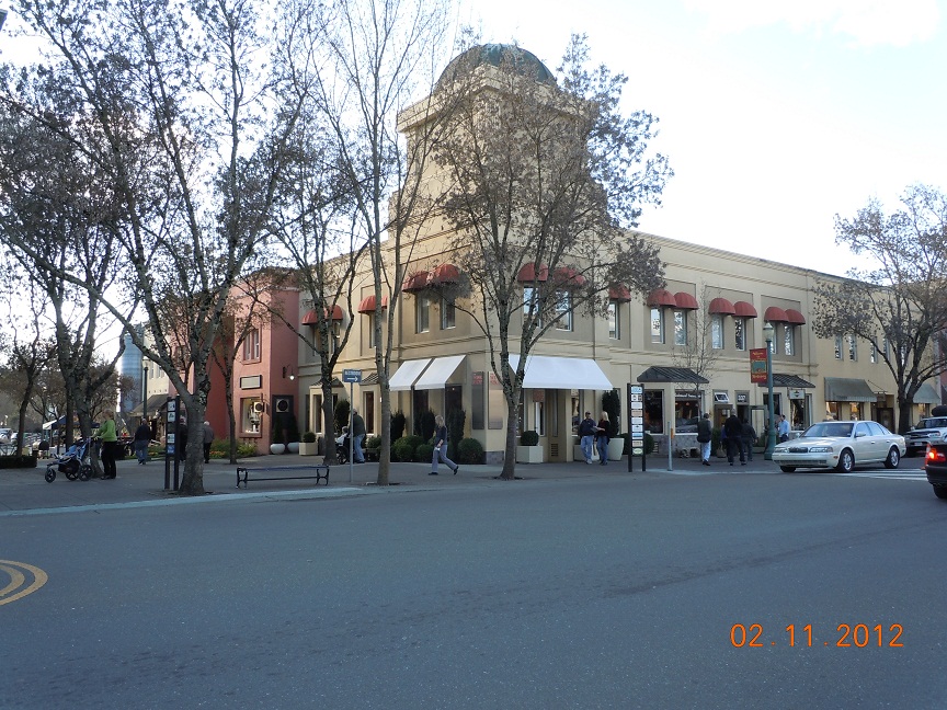 Healdsburg California / A Western Road Trip to the Sonoma Wine Country