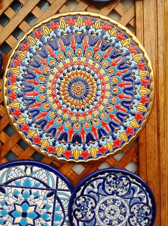 Spanish ceramic plate