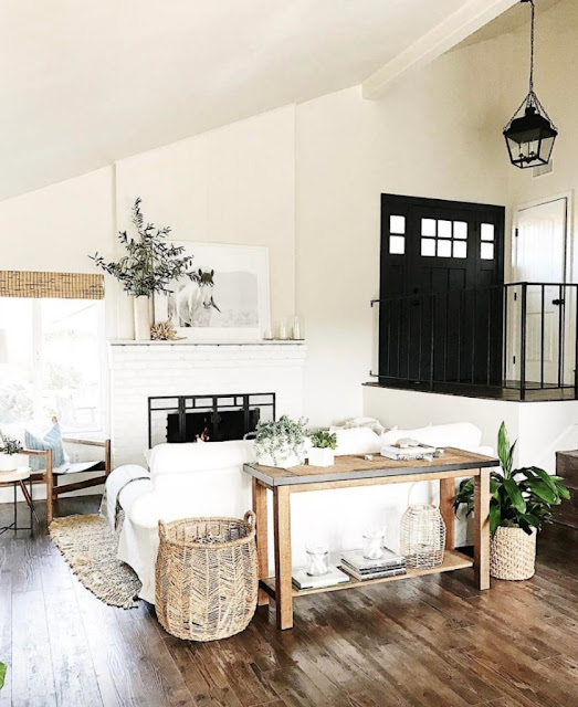Michelle Janeen and her Bright Californian Home