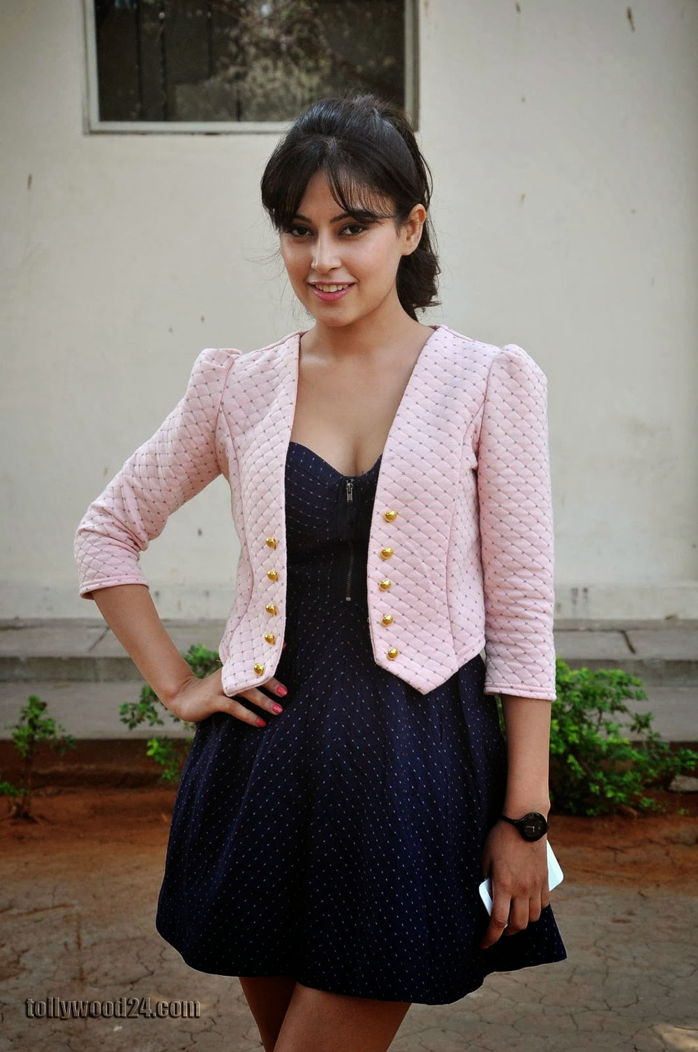 Disha-Pandey-Hot-photo-shoot-041.jpg