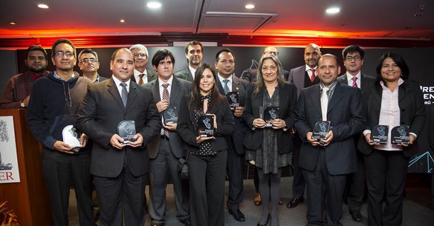 Premios Excelencia Elsevier reconoció a 14 científicos peruanos Premios Excelencia Elsevier reconoció a 14 científicos peruanos