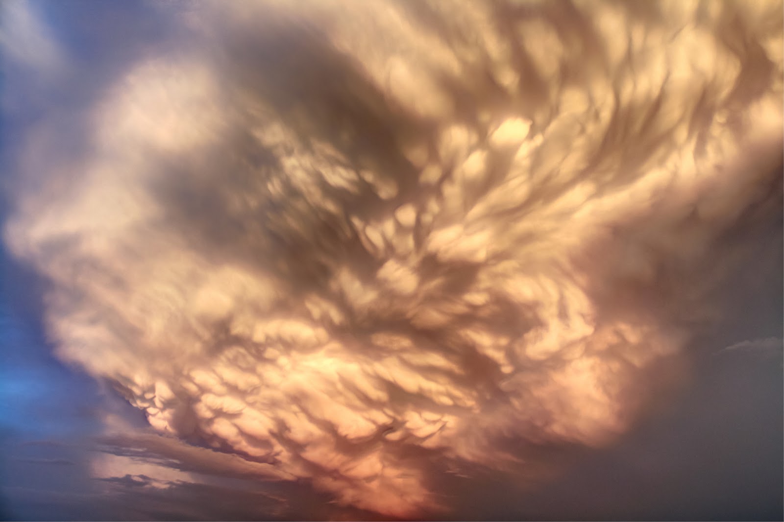 Unusual Clouds: Mammatus Unusual Clouds: Mammatus