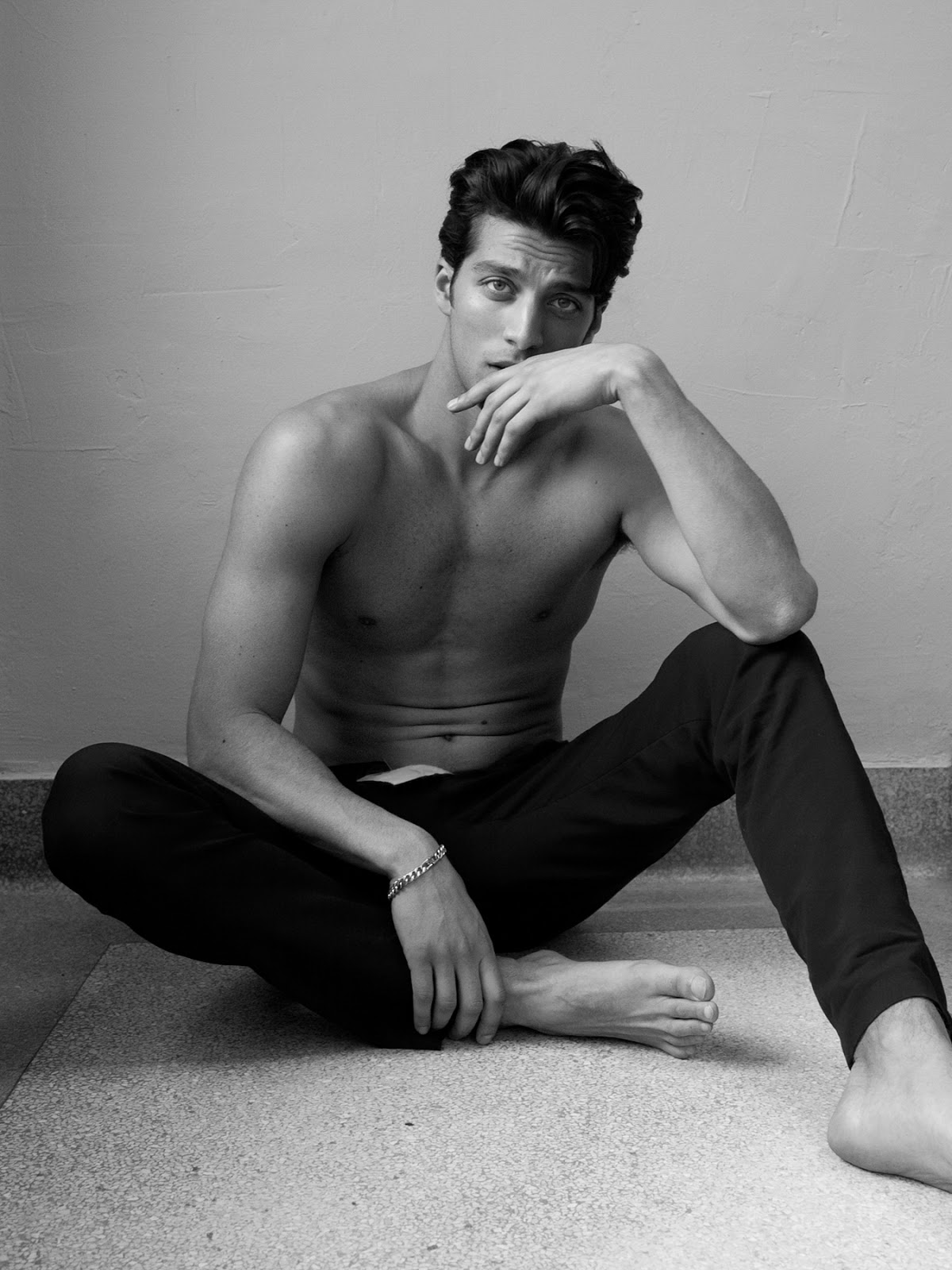 FASHION BY THE RULES meet Paul Reitz... the multitasking photographer