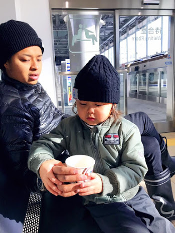 ☆My son BOB and his son HENRI at Toyama Station, Japan