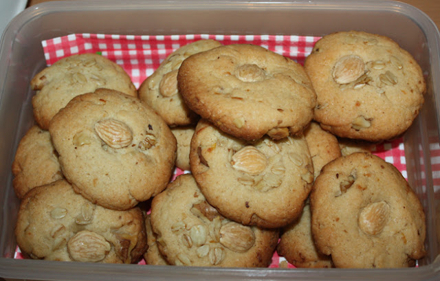  galletas rústicas de limón y canela con nueces 