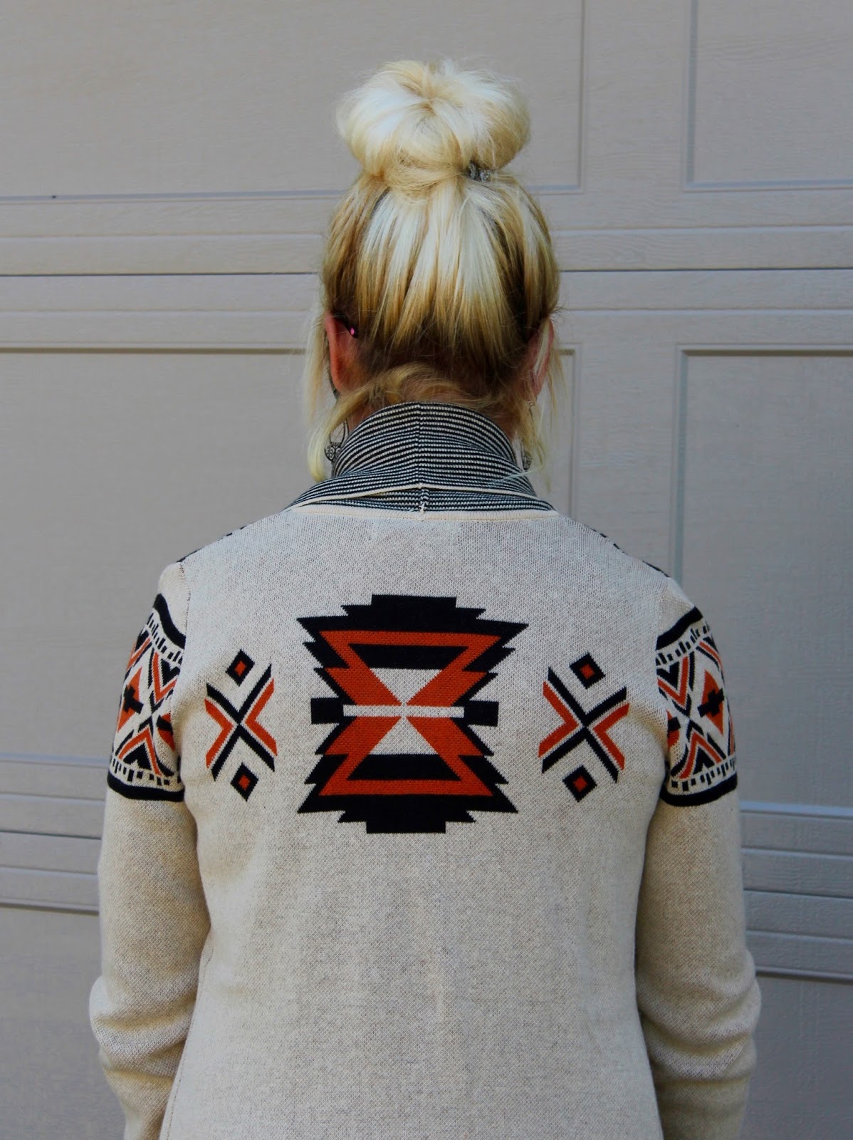 Living on Cloud Nine AZTEC SWEATER & OCTOBER SERIES FASHION LINKUP