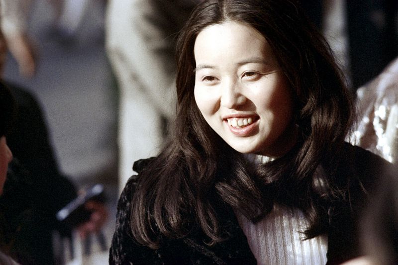 Vintage Tokyo Street Style: Ladies and Their Everyday Looks in the early 1970s - 29