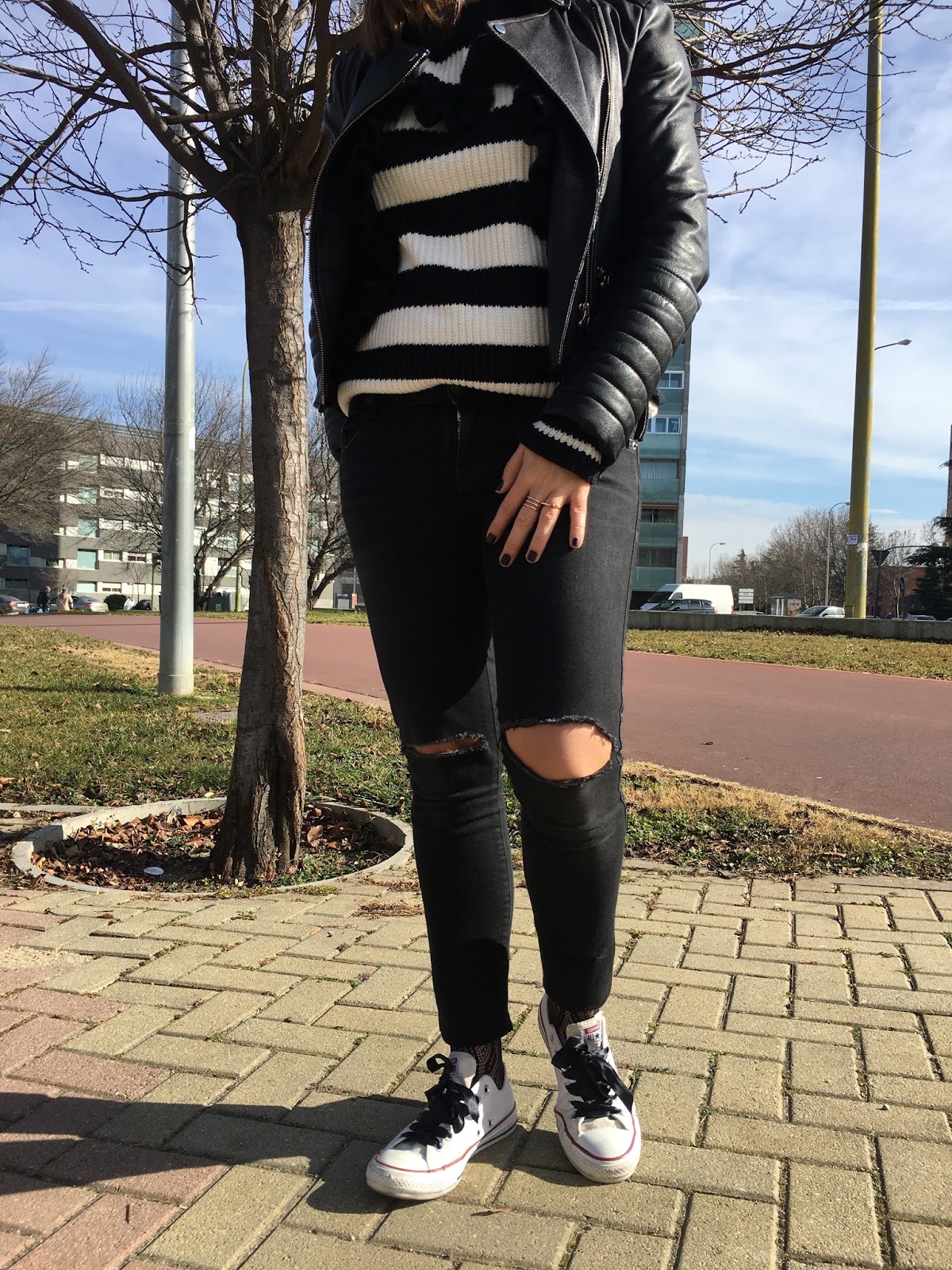 black and white converse