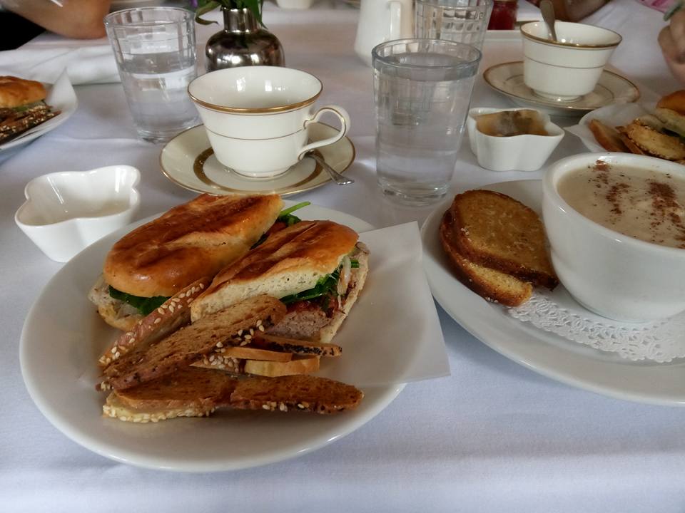 Potpourri of Silk Tea and Lunch Meetup!