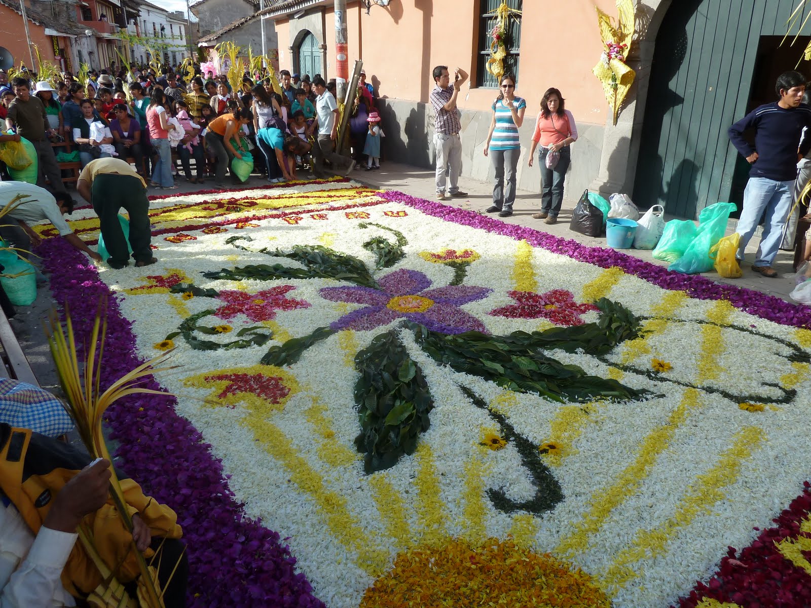 Mildura 2 Ayacucho: Semana Santa…Palm Sunday procession.