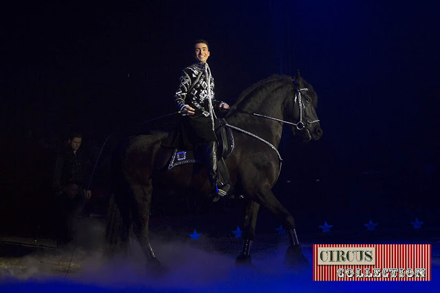 Spectacle, chevaux Yvan Fréderic Knie