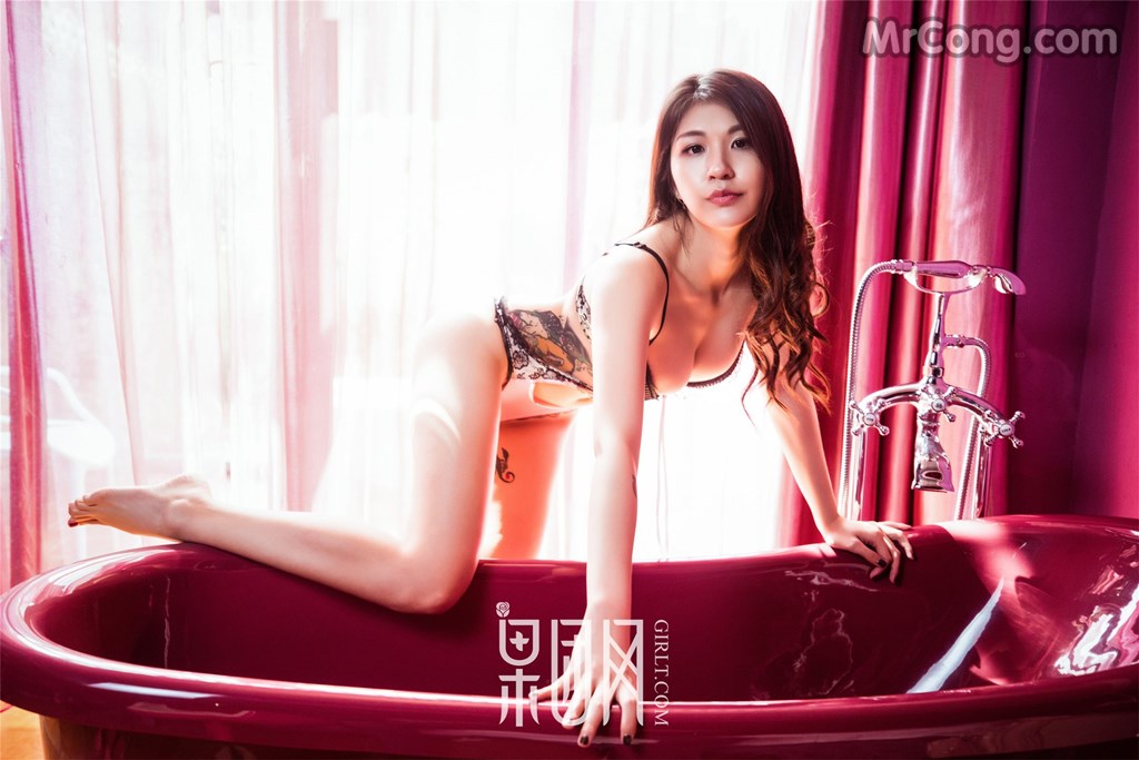 GIRLT No.031: Model Suan Jiang Tu (酸 酱 兔) (55 photos)