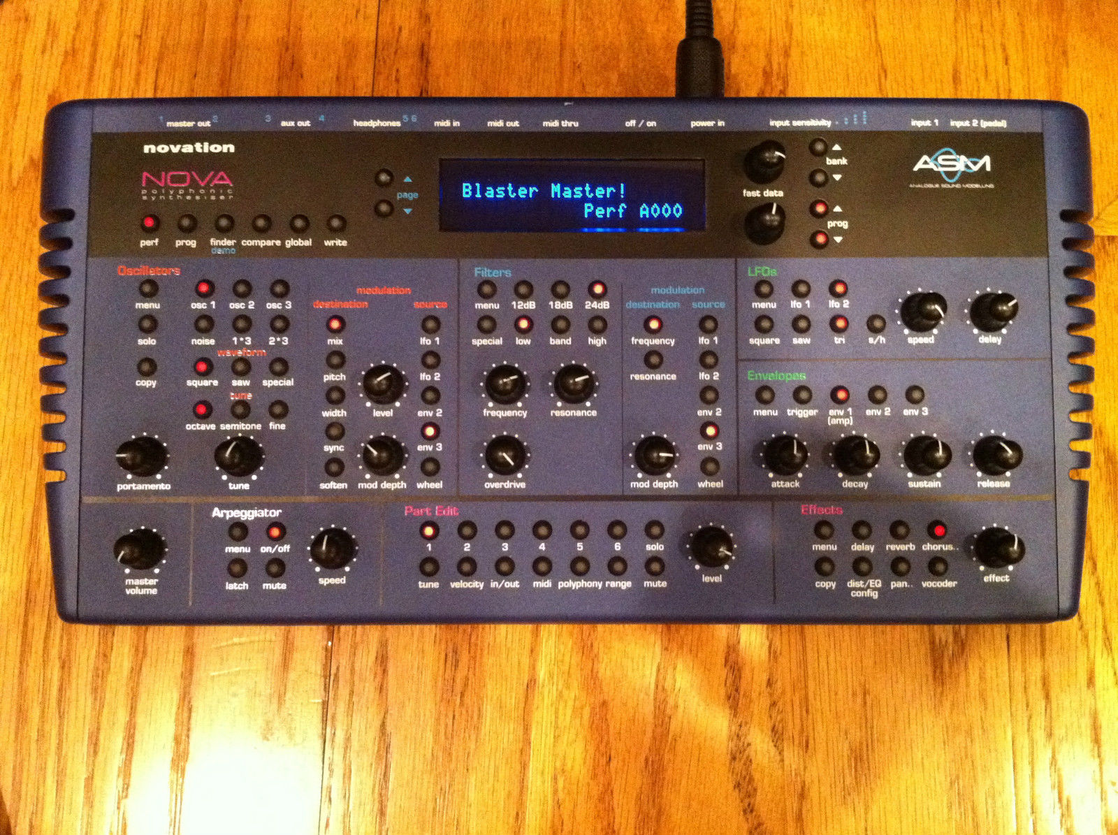MATRIXSYNTH Novation Nova Desktop Synth w/ Rack Ears SN 02899