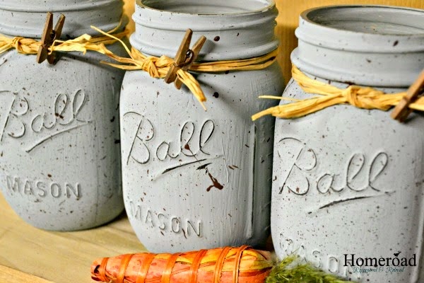 http://www.homeroad.net/2015/03/speckled-egg-painted-mason-jars.html