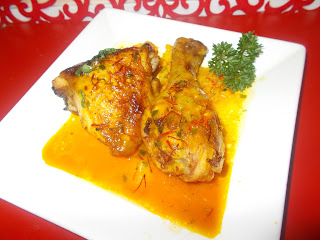 Pulpite cu piper rosu rumenite la cuptor si cu sos de sofran cu unt