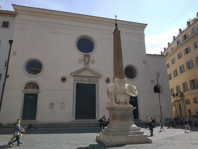 Piazza della Minerva