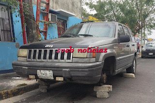 Ladrones dejan camioneta sobre tabiques en El Coyol Veracruz