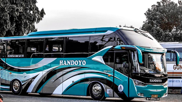 Bus Handoyo Jurusan Kertosono - Banjarnegara
