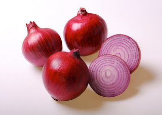The patient who uses daily onion is better than those who use blood pressure medicines because onion is rich with antioxidants. Which also help the human body to fight diseases like Diabetics and Cancer.