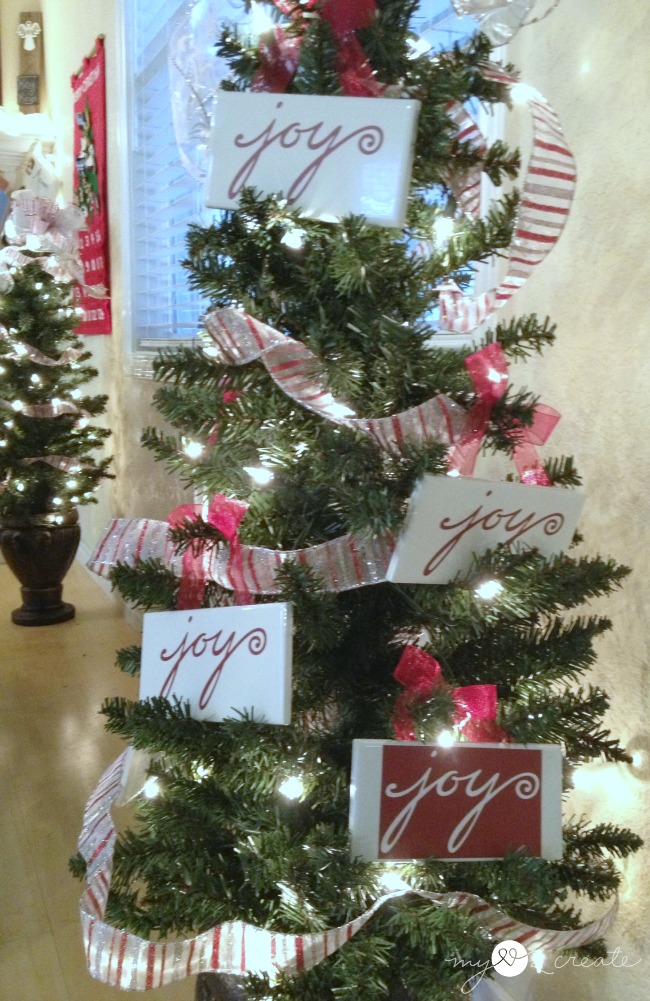 Easy Tile and Vinyl Christmas Ornaments, Christmas Gifts MyLove2Create